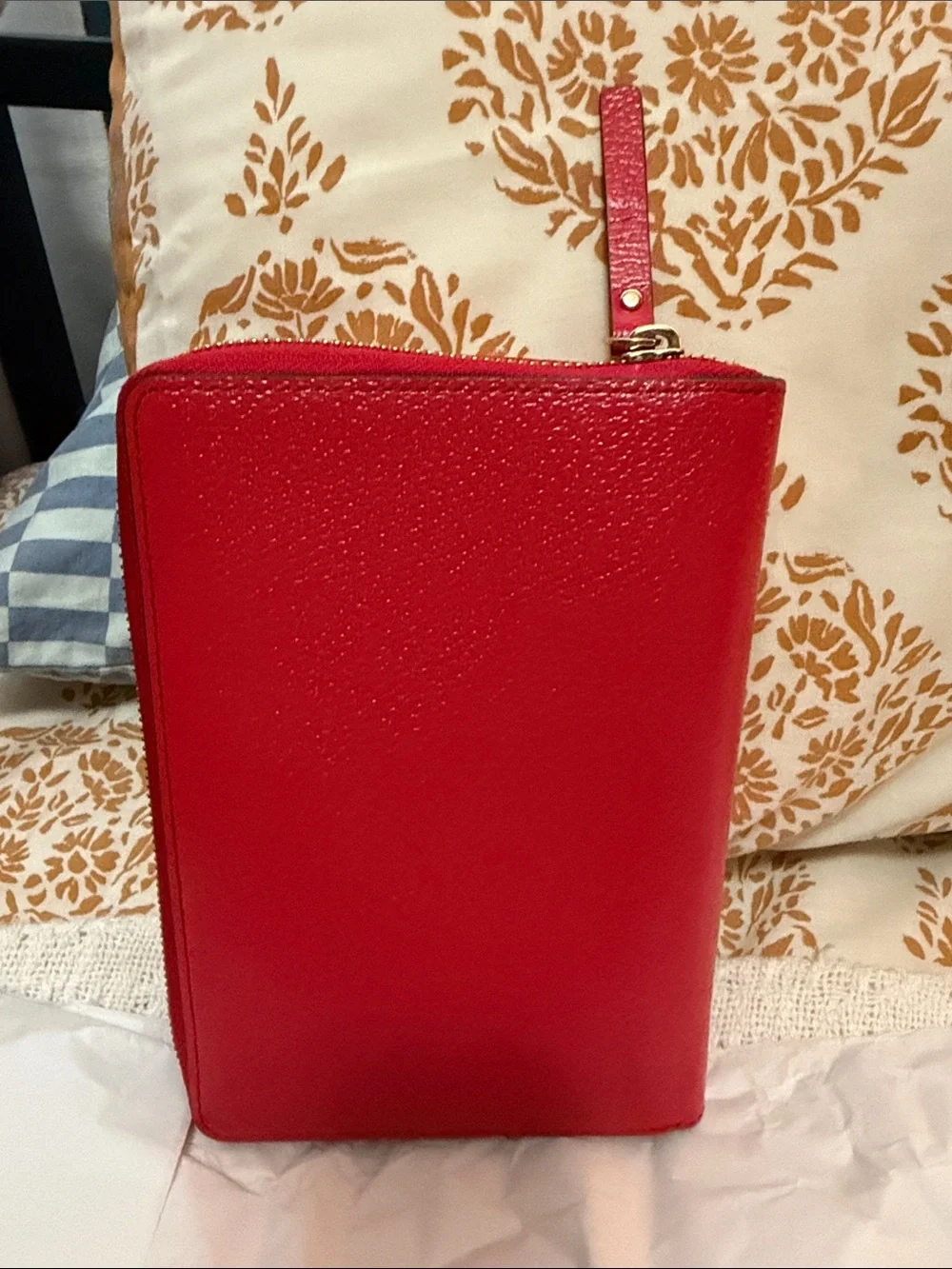 kate spade Red Pebbled Leather Zip Wesley planner Gold 6 ring agenda zippered